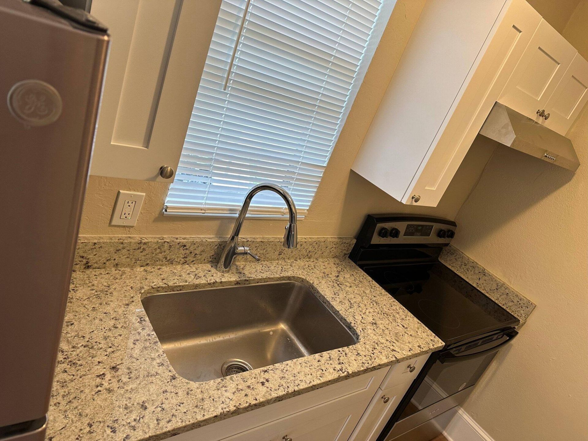 1275 NW 27th Avenue, Unit 1-2, Fort Lauderdale, FL 33311 Photo