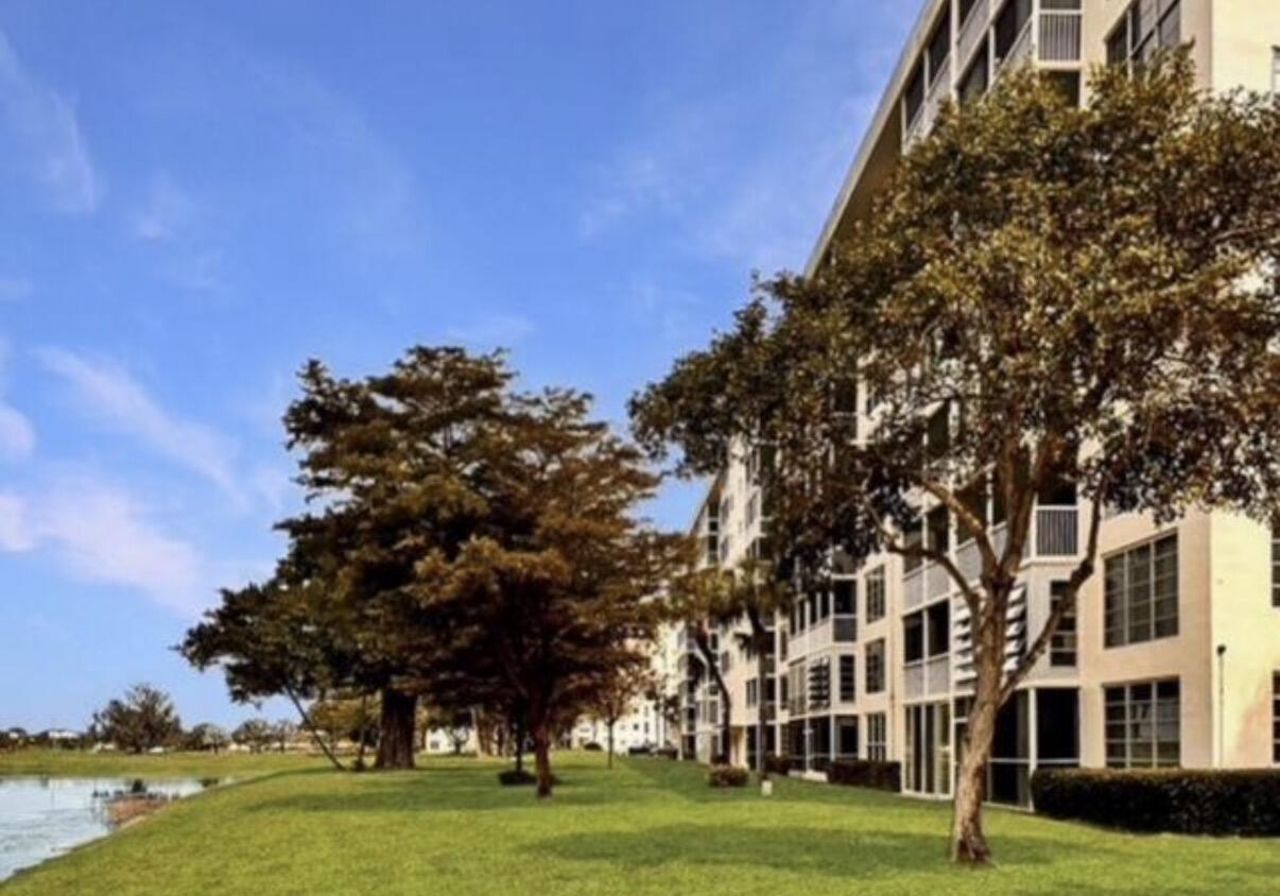 3080 N Course Drive, Unit 605, Pompano Beach, FL 33069 Photo