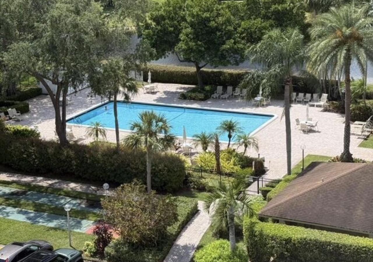 3080 N Course Drive, Unit 605, Pompano Beach, FL 33069 Photo