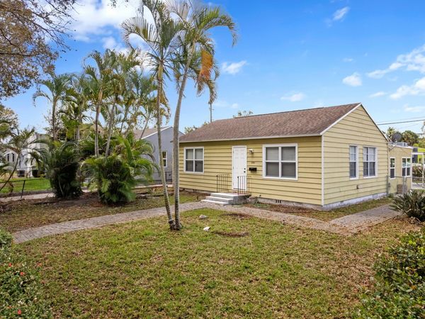 5901 Garden Avenue, West Palm Beach, FL 33405