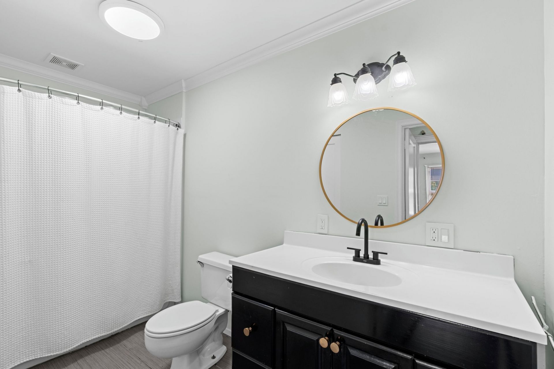 5901 Garden Avenue, West Palm Beach, FL 33405 Photo