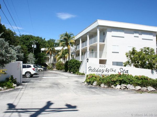 300 Ocean Drive, Unit 20, Key Largo, FL 33037