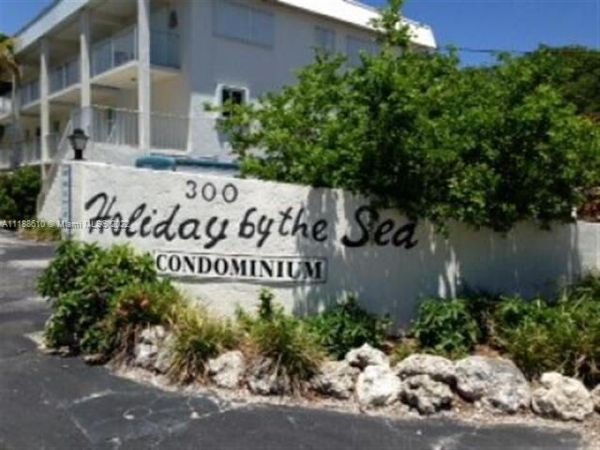 300 Ocean Drive, Unit 20, Key Largo, FL 33037
