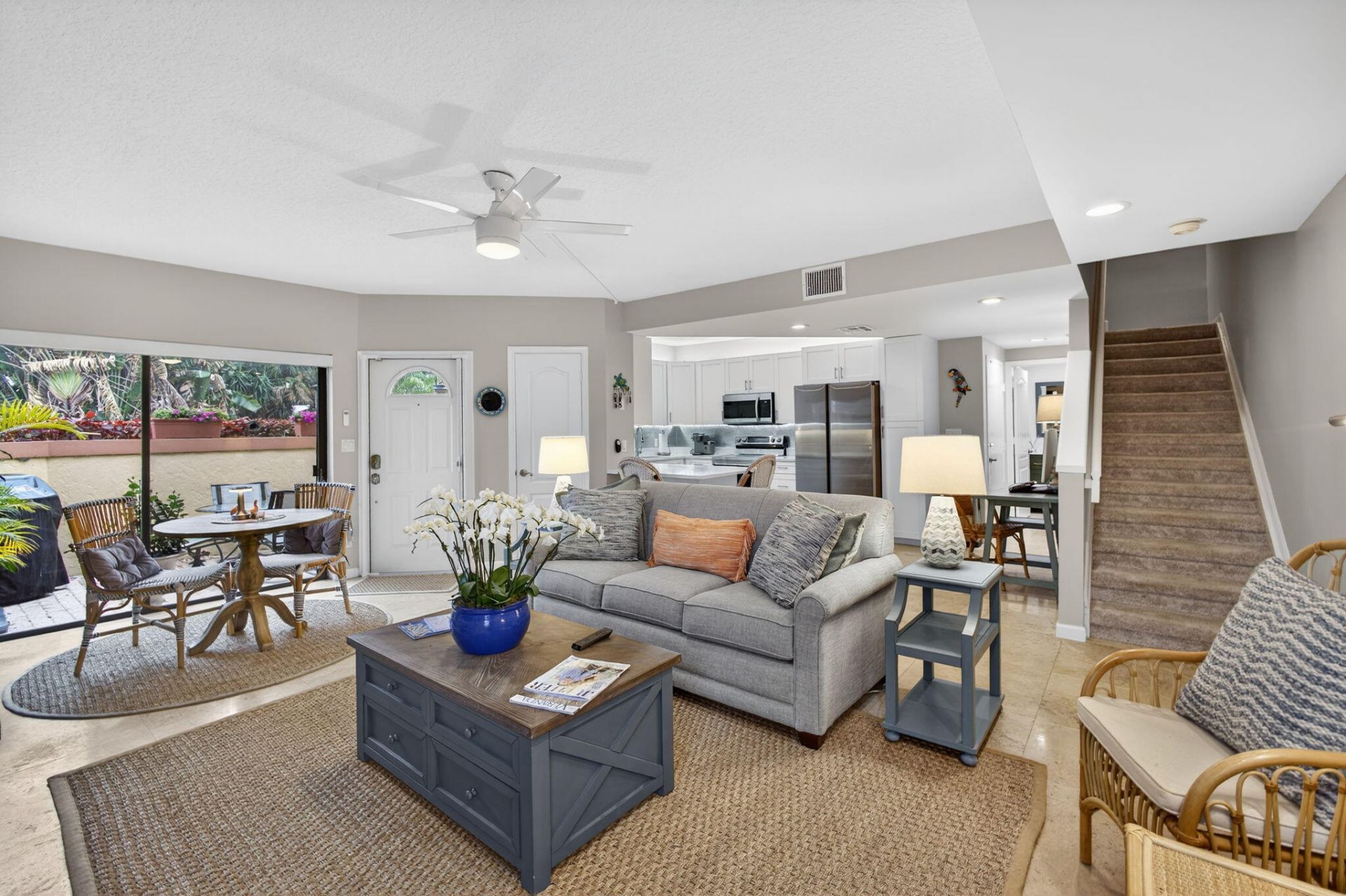 44 Uno Lago Drive, North Palm Beach, FL 33408 Photo