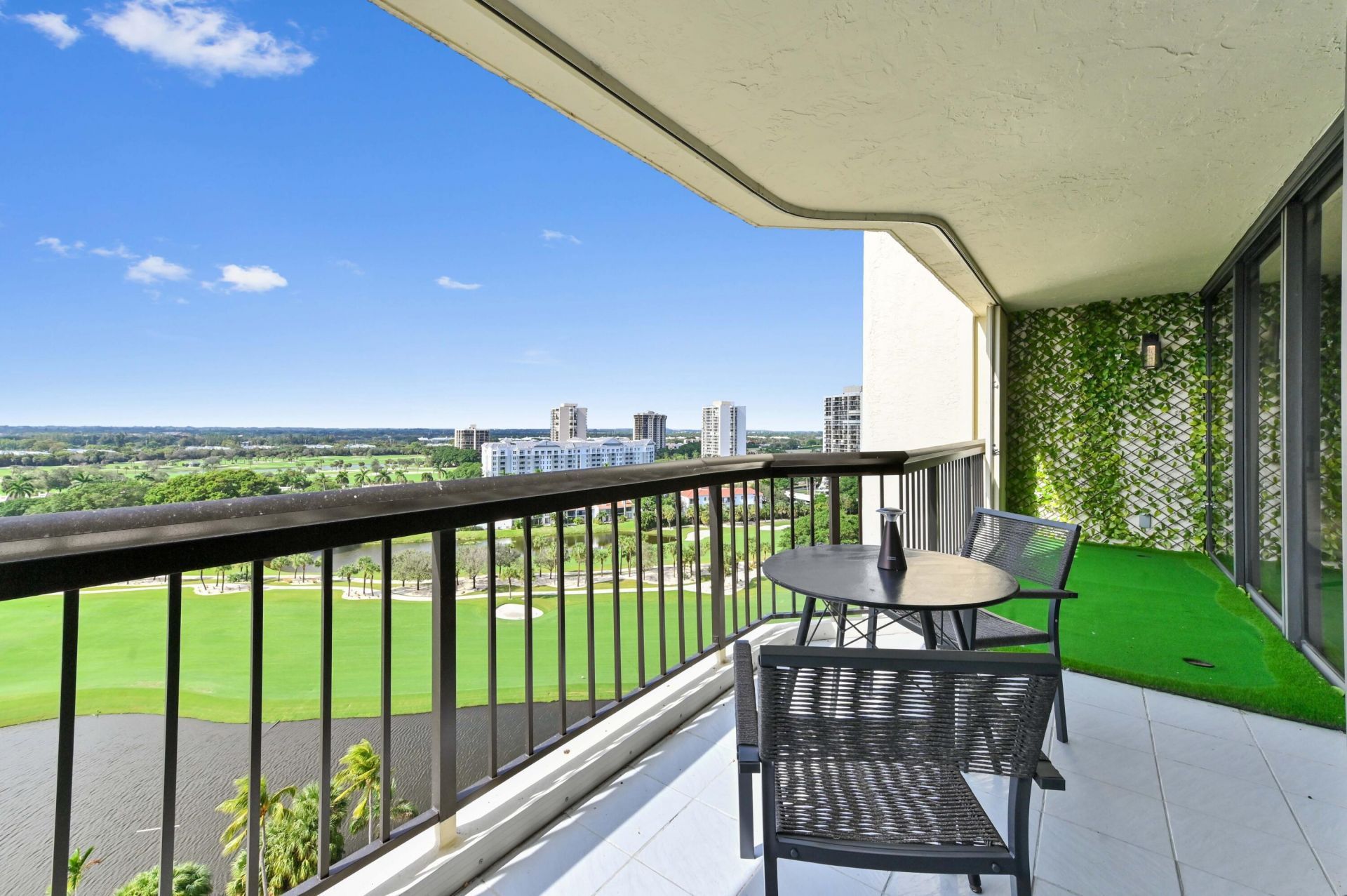 1900 Consulate Place, Unit 1205, West Palm Beach, FL 33401 Photo