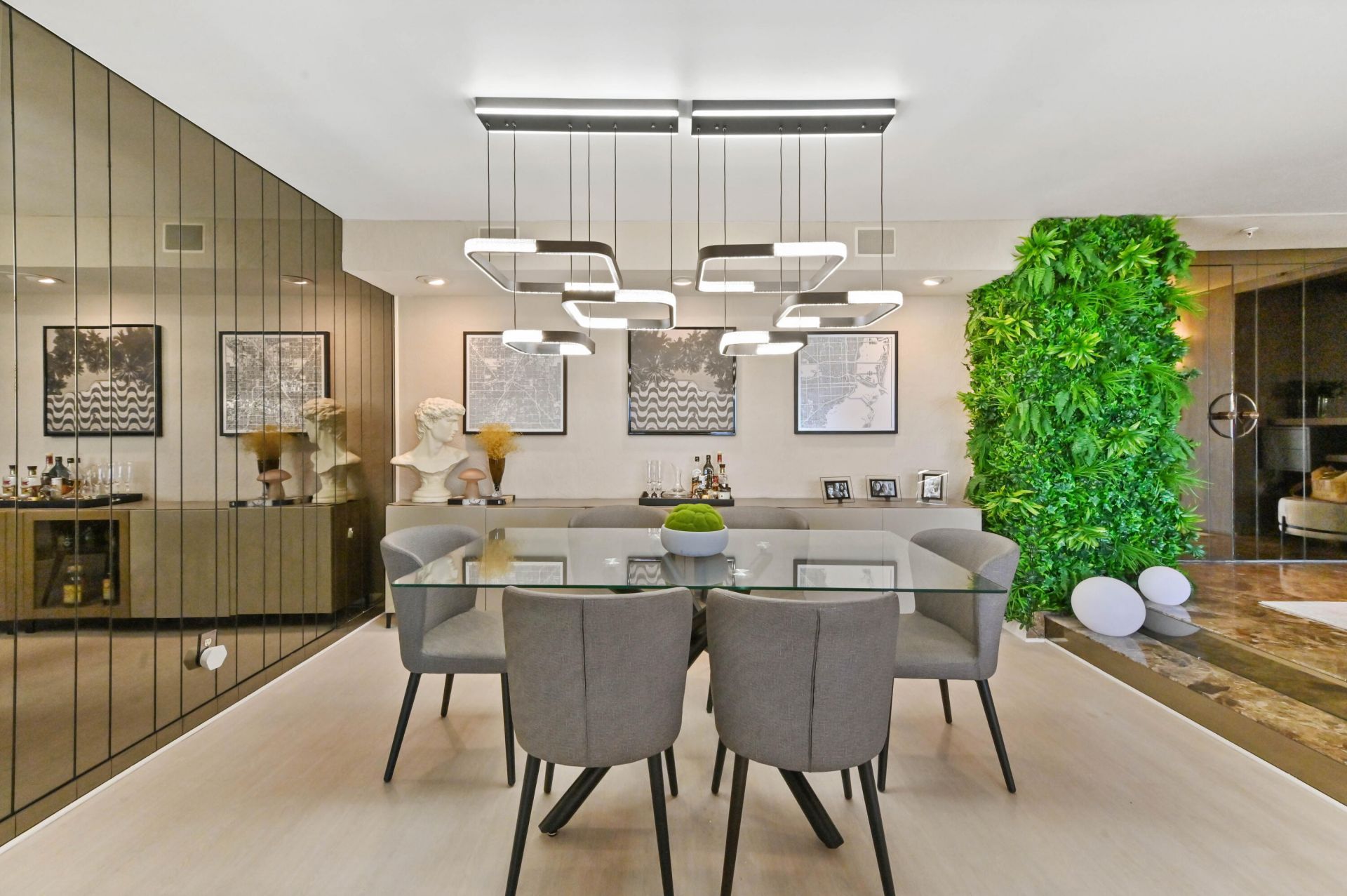 1900 Consulate Place, West Palm Beach, FL 33401 Photo