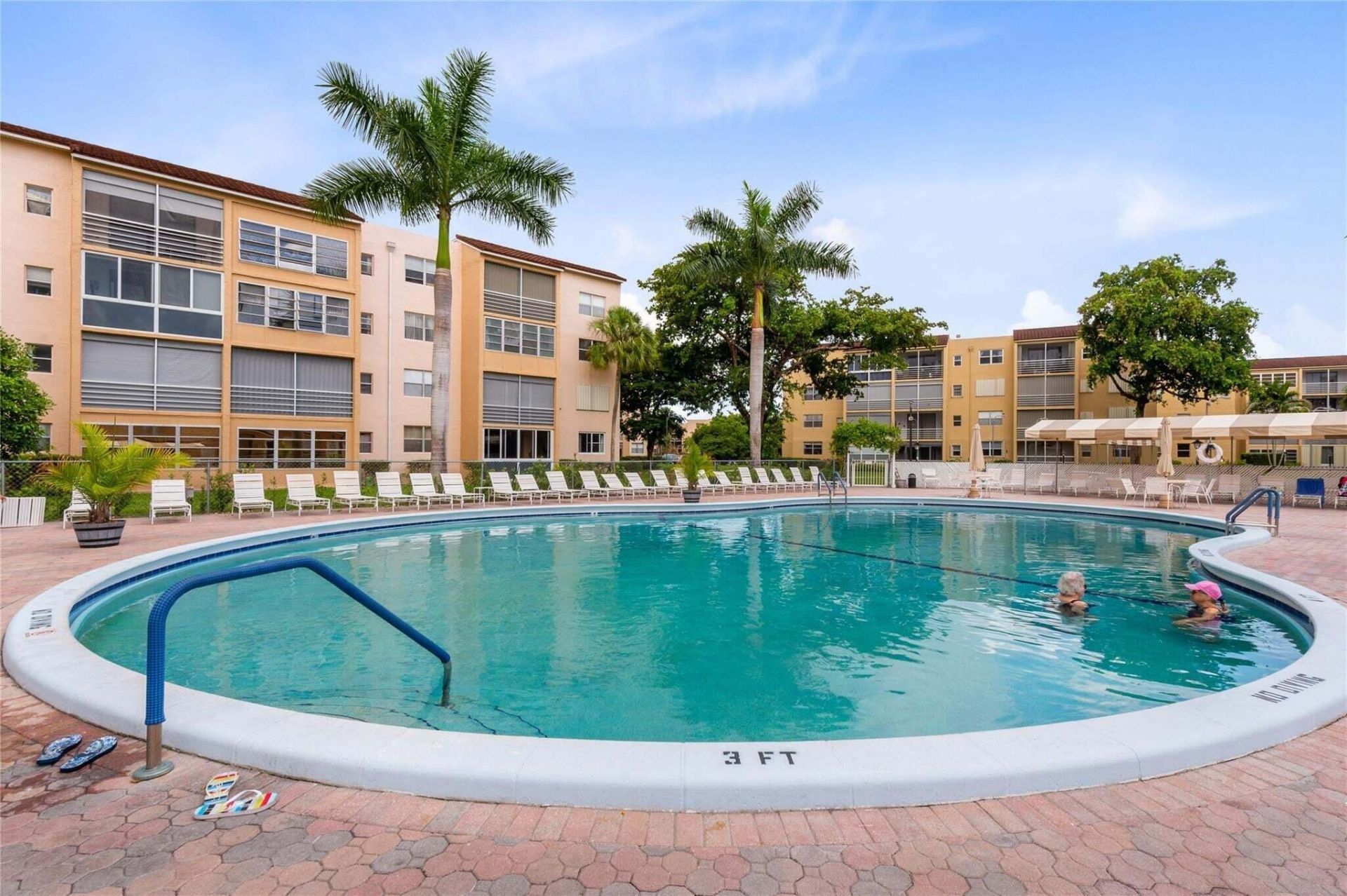 2841 Somerset Drive, Unit 311, Lauderdale Lakes, FL 33311 Photo