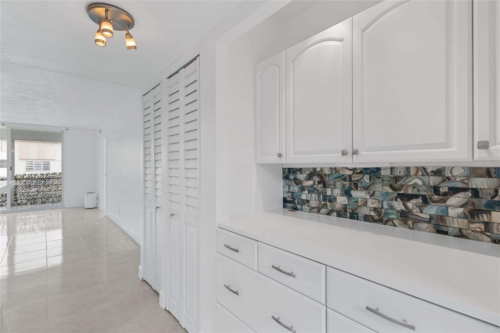 2841 Somerset Drive, Unit 311, Lauderdale Lakes, FL 33311 Photo