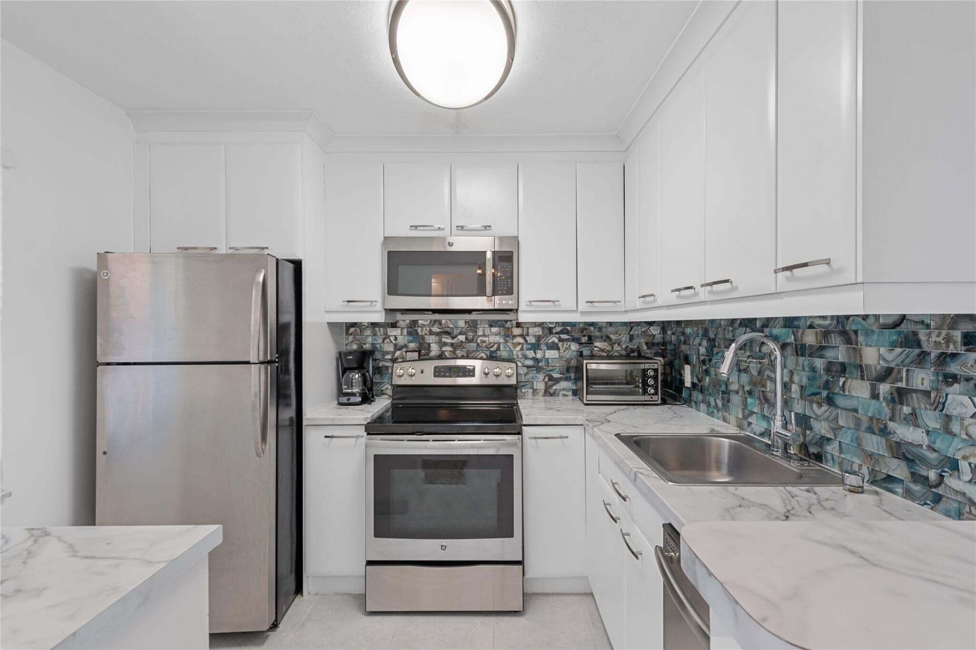 2841 Somerset Drive, Unit 311, Lauderdale Lakes, FL 33311 Photo