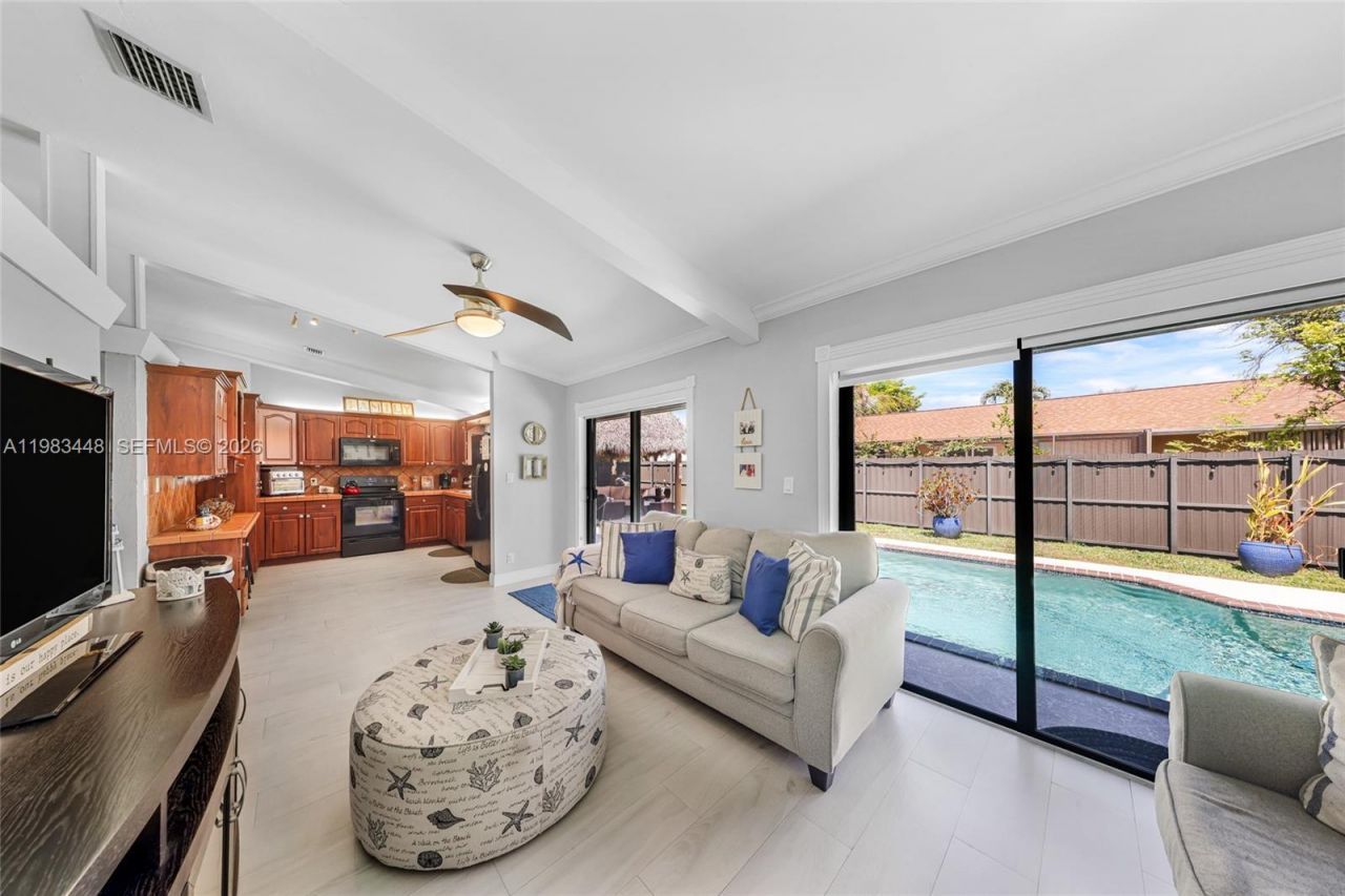 13951 SW 109th St , Miami, FL 33186 Photo