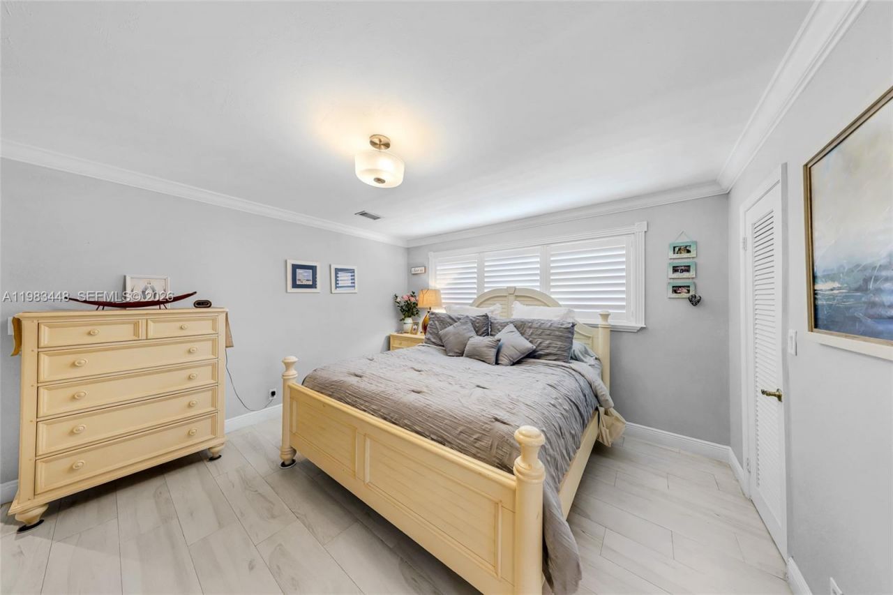 13951 SW 109th St , Miami, FL 33186 Photo