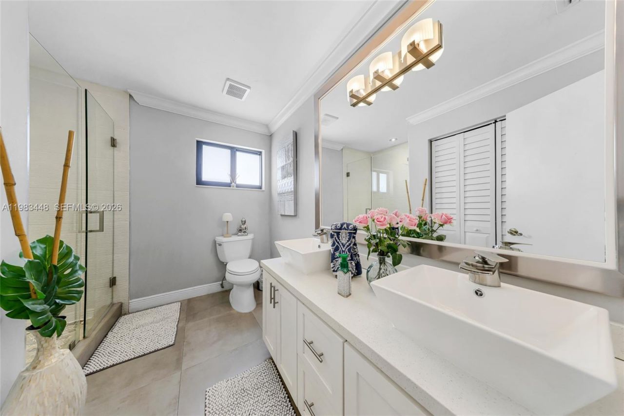 13951 SW 109th St , Miami, FL 33186 Photo