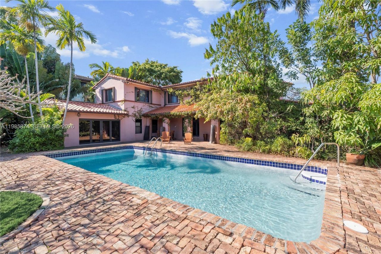 3310 Garden Ave , Miami Beach, FL 33140 Photo