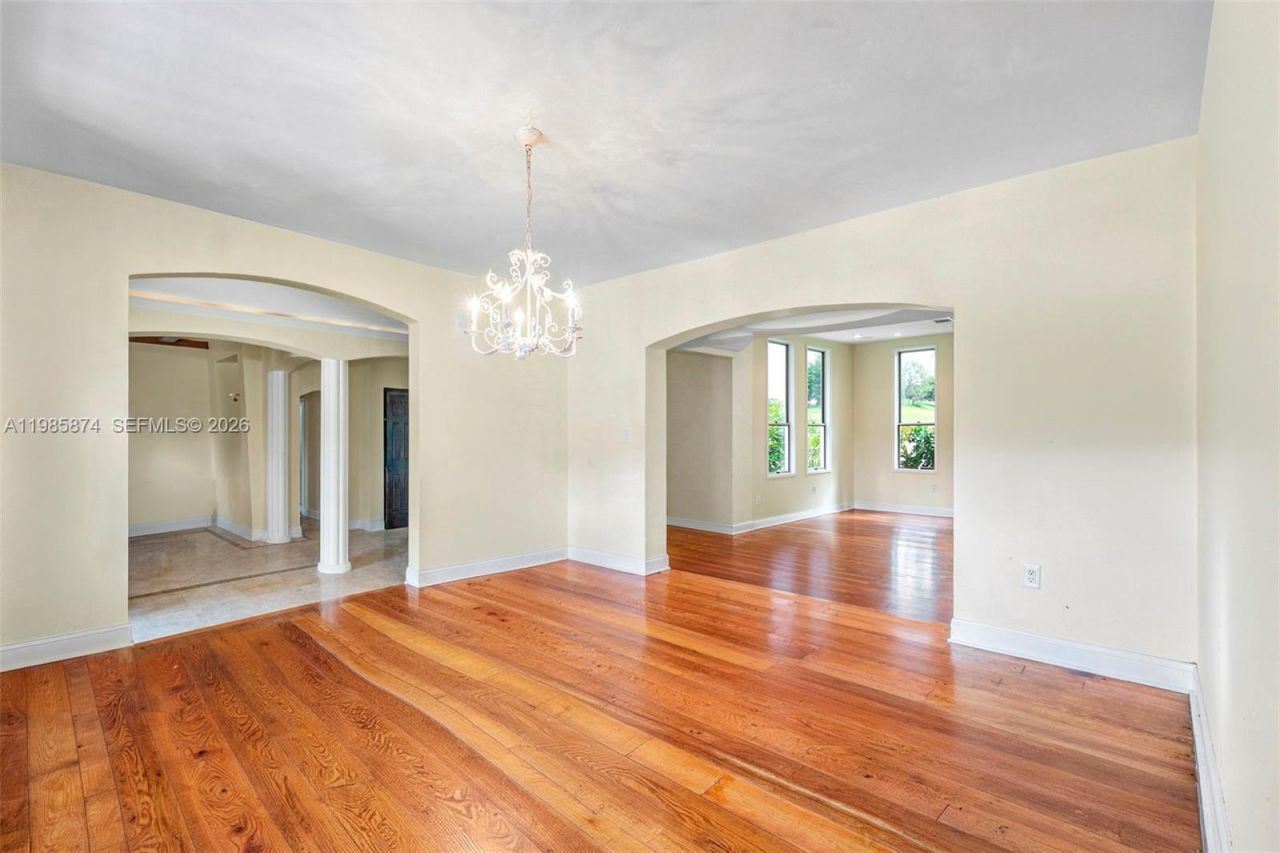 3310 Garden Ave , Miami Beach, FL 33140 Photo