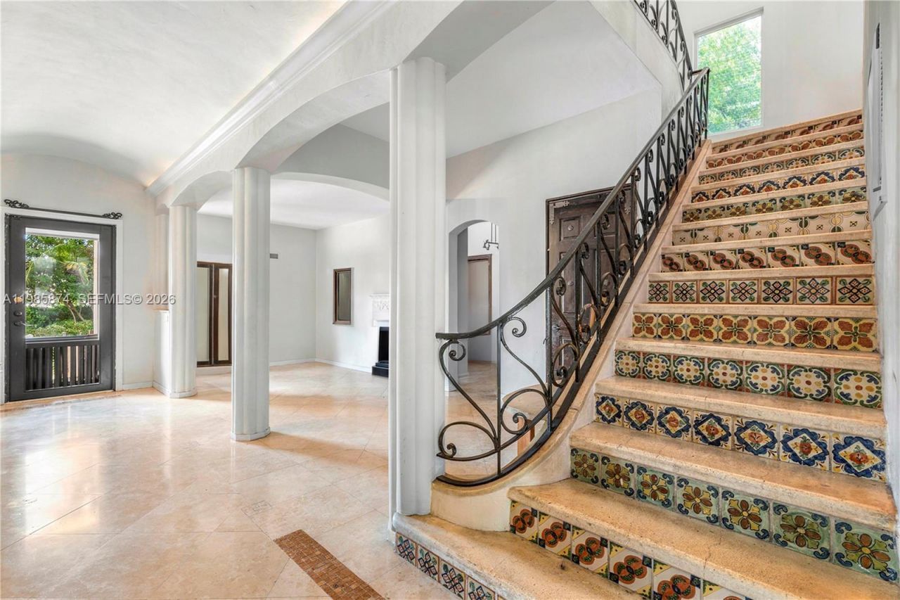 3310 Garden Ave , Miami Beach, FL 33140 Photo