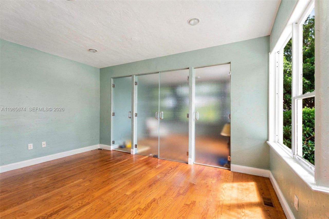 3310 Garden Ave , Miami Beach, FL 33140 Photo