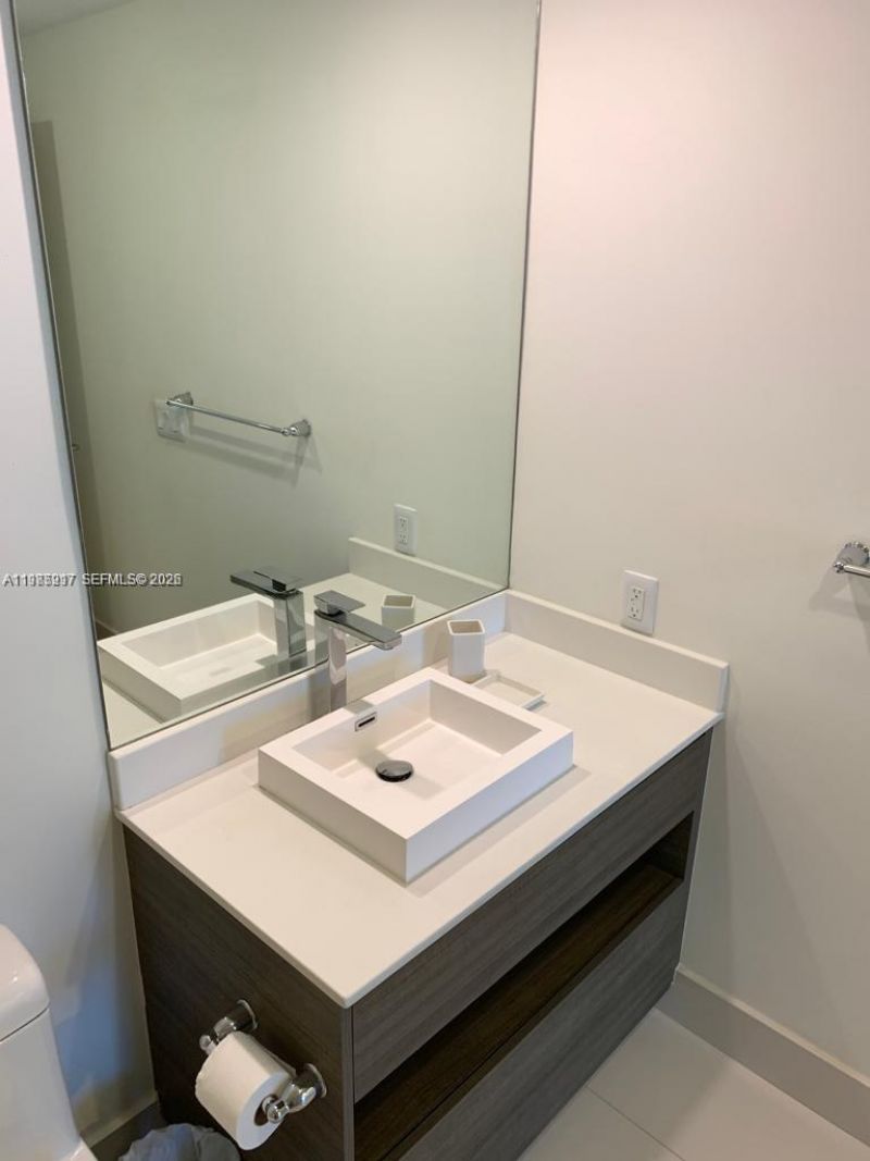 1100 S Miami Ave, Unit 3308, Miami, FL 33130 Photo