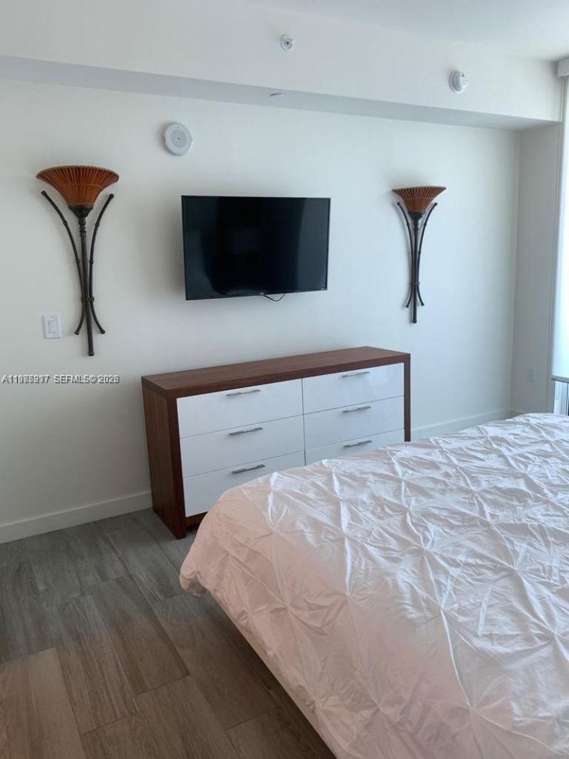 1100 S Miami Ave, Unit 3308, Miami, FL 33130 Photo