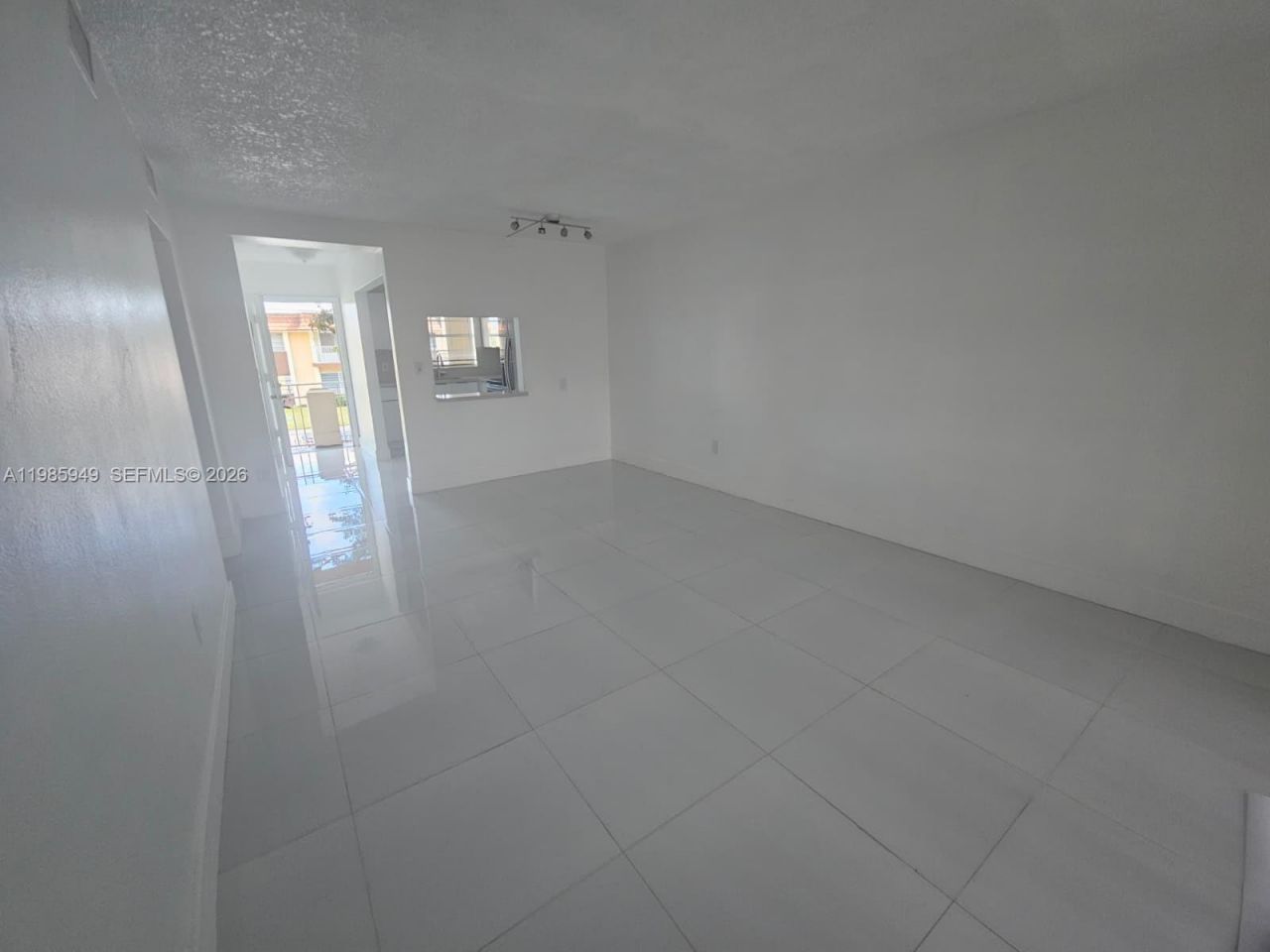 5500 SW 77th Ct, Unit 204, Miami, FL 33155 Photo