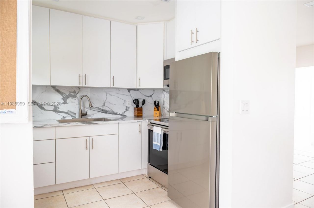 4821 SW 5th St , Miami, FL 33134 Photo