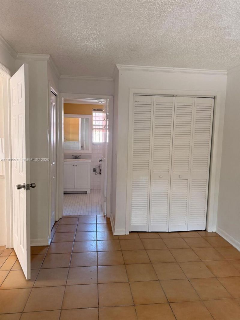 409 NW 33rd St, Unit 1, Miami, FL 33127 Photo