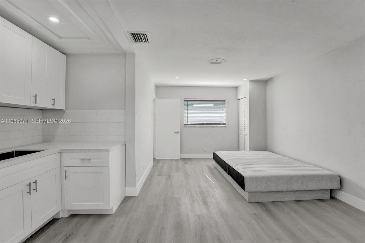 5657 Grant St, Unit 5, Hollywood, FL 33021 Photo