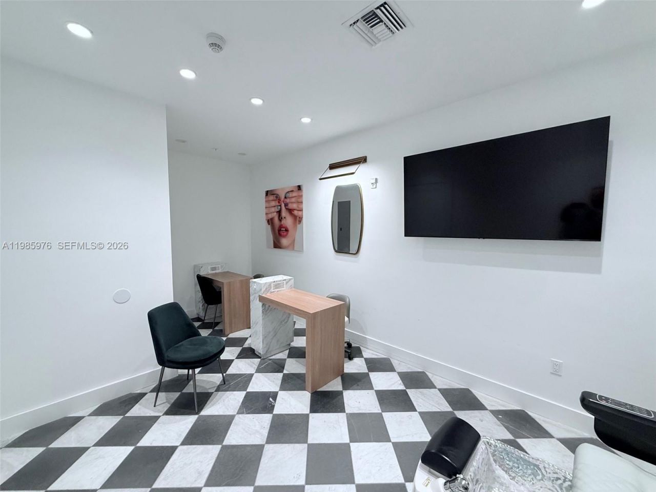 218 NW 8th St, Miami, FL 33136 Photo