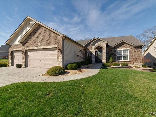 249 Lonepine Drive, Wentzville, MO 63385