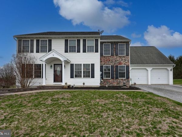 401 HARMONY LANE, DOUGLASSVILLE, PA 19518