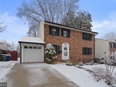 2339 N POWHATAN STREET, ARLINGTON, VA 22205