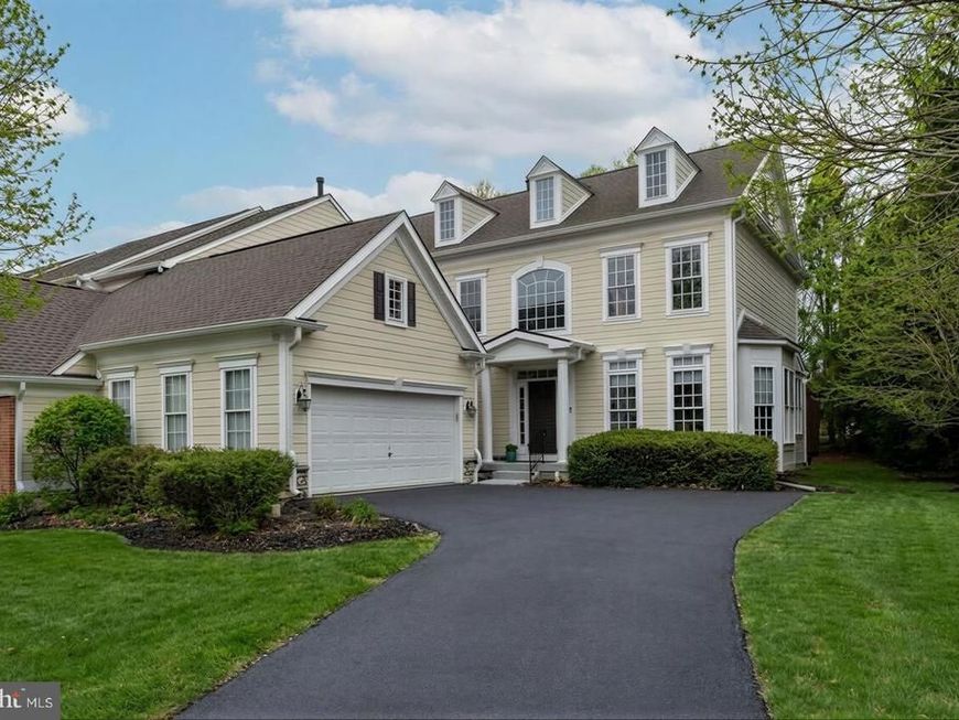 500 Guinevere Drive, Newtown Square, PA 19073 Main Photo