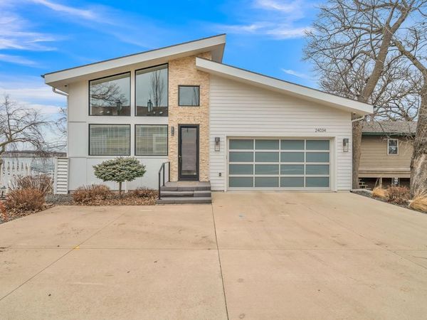 24034 Kelley's Beach Drive , Spirit Lake, IA 51360