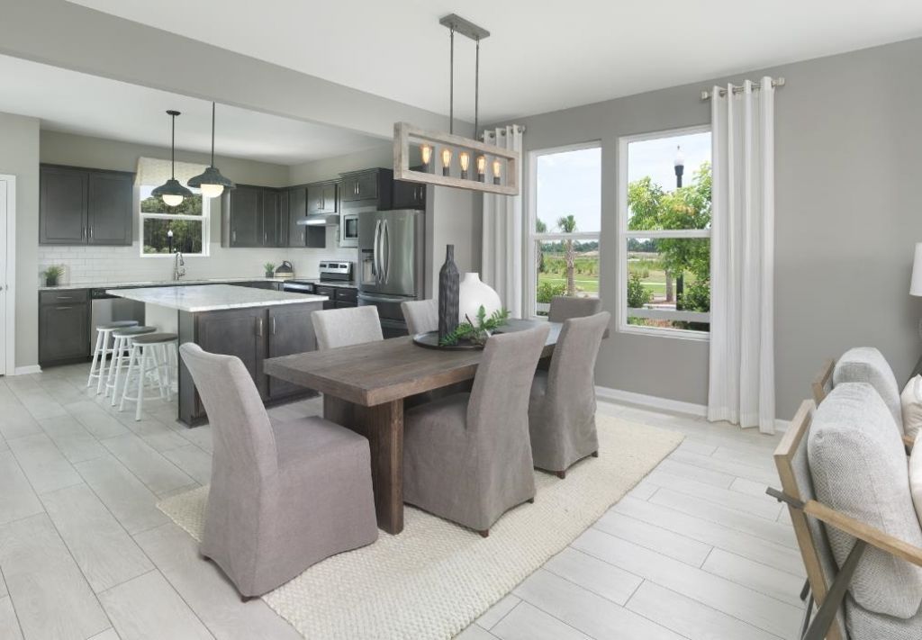 1302 Saw Palmetto St. Photo 4