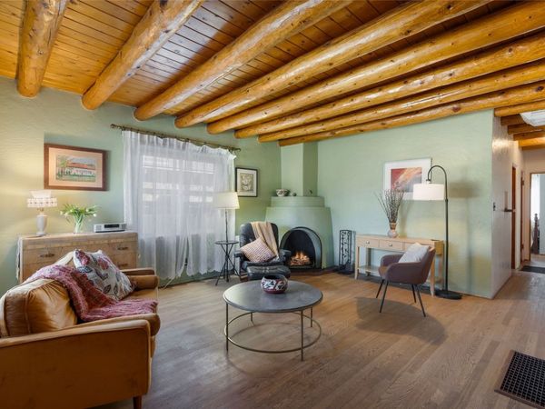 1814 Tewa, Santa Fe, NM 87505