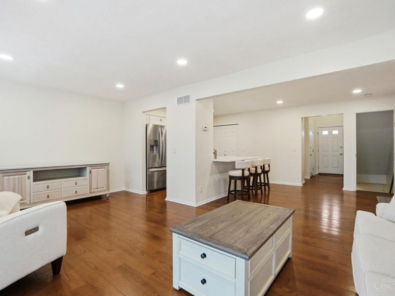 6872 Sandharbor Court, Hamilton Twp, OH 45039 Photo 10