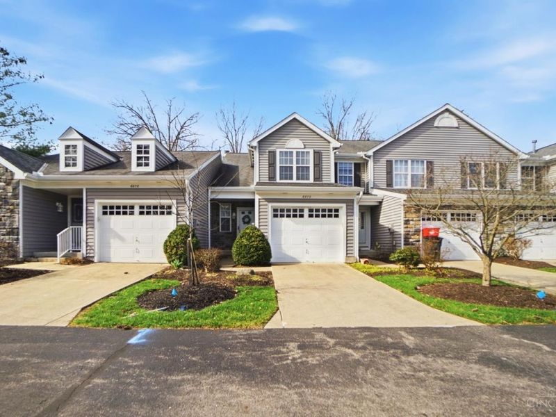 6872 Sandharbor Court, Hamilton Twp, OH 45039 Photo 2