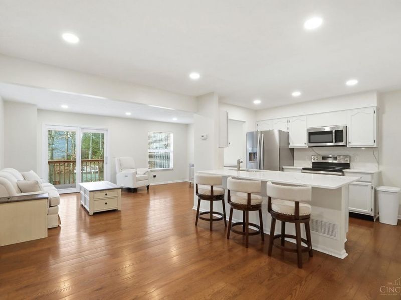 6872 Sandharbor Court, Hamilton Twp, OH 45039 Photo 7