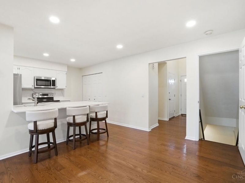 6872 Sandharbor Court, Hamilton Twp, OH 45039 Photo 8