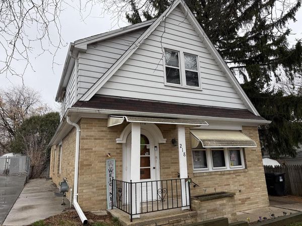 218 Island AVENUE, Racine, WI 53405