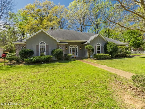 5317 Fairway Street, Jackson, MS 39211