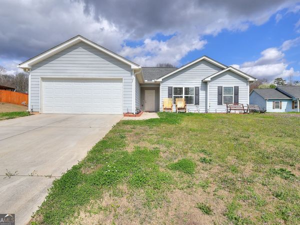 39 Gray Field Court, Jefferson, GA 30549