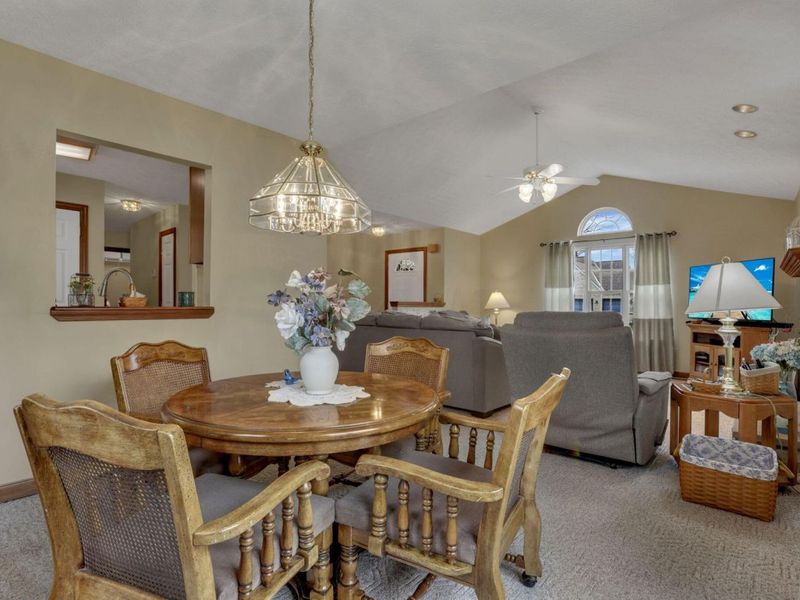 145 Shawnee Loop N, Pataskala, OH 43062 Photo 16