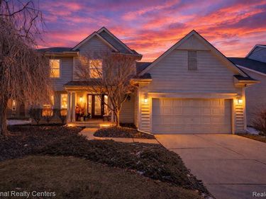 260 Cherry Grove Lane, Commerce Twp, MI 48390