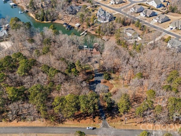 16619 Harbor View Road , Charlotte, NC 28278