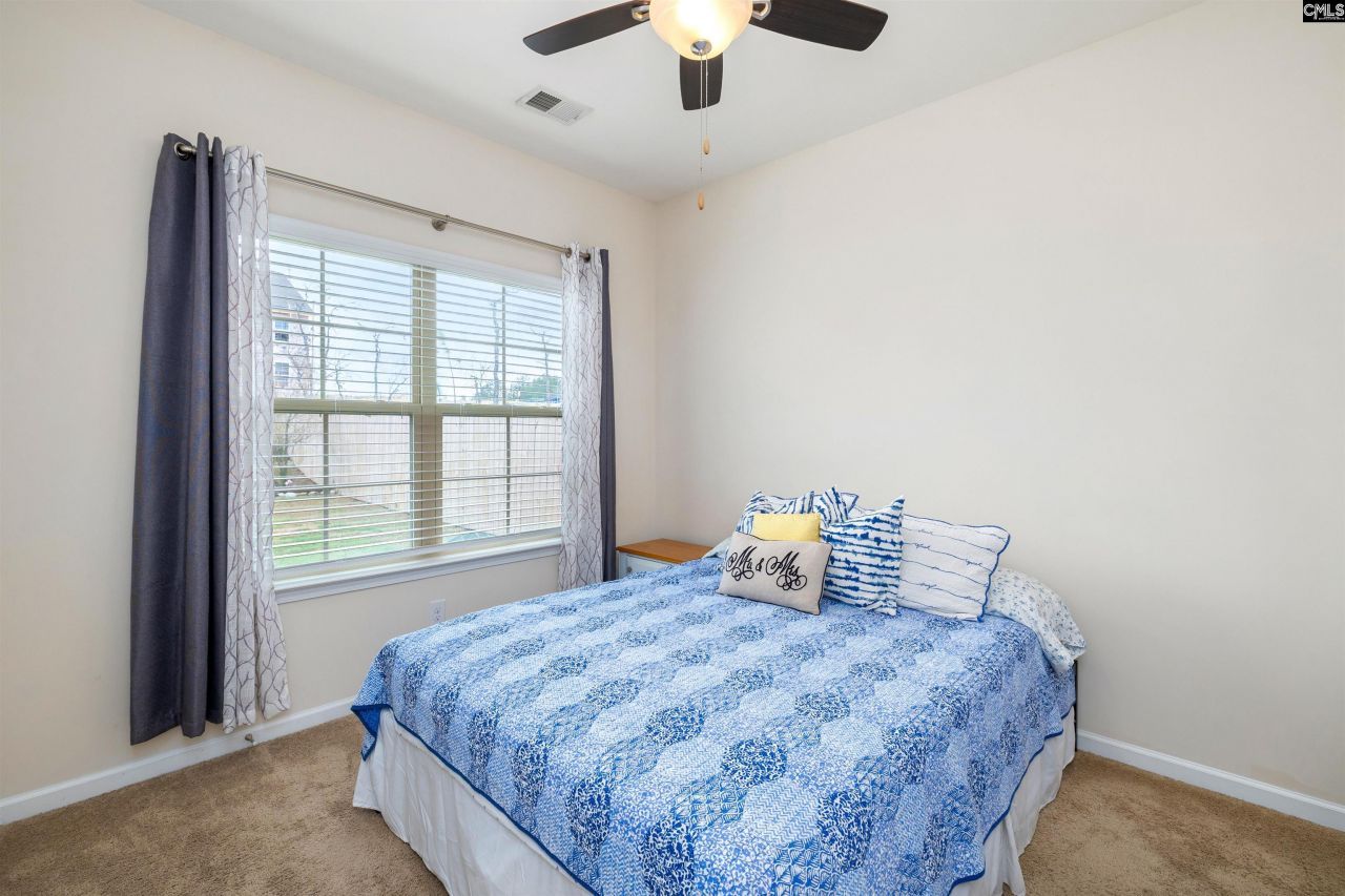 390 Gatesbrook Drive  Photo 20