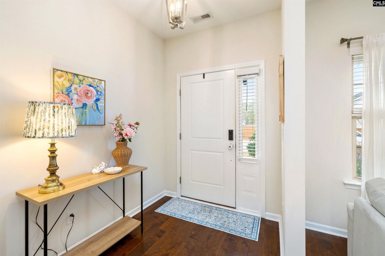 390 Gatesbrook Drive  Photo 8