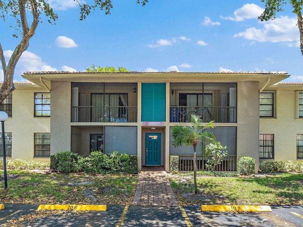 9875 Pineapple Tree Drive, Unit 205, Boynton Beach, FL 33436