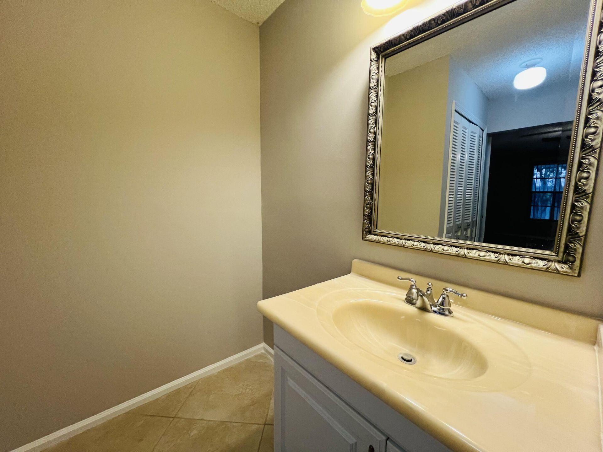 9875 Pineapple Tree Drive, Unit 205, Boynton Beach, FL 33436 Photo