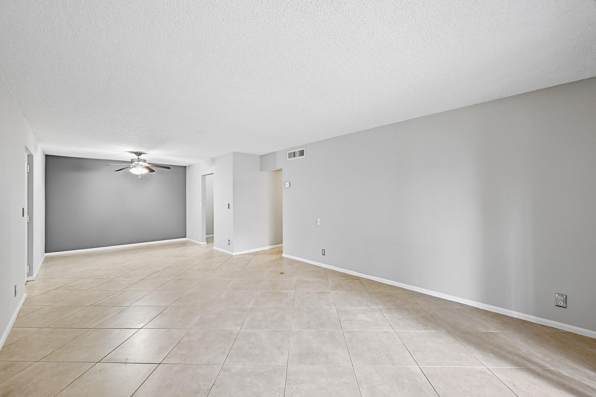 9875 Pineapple Tree Drive, Unit 205, Boynton Beach, FL 33436 Photo