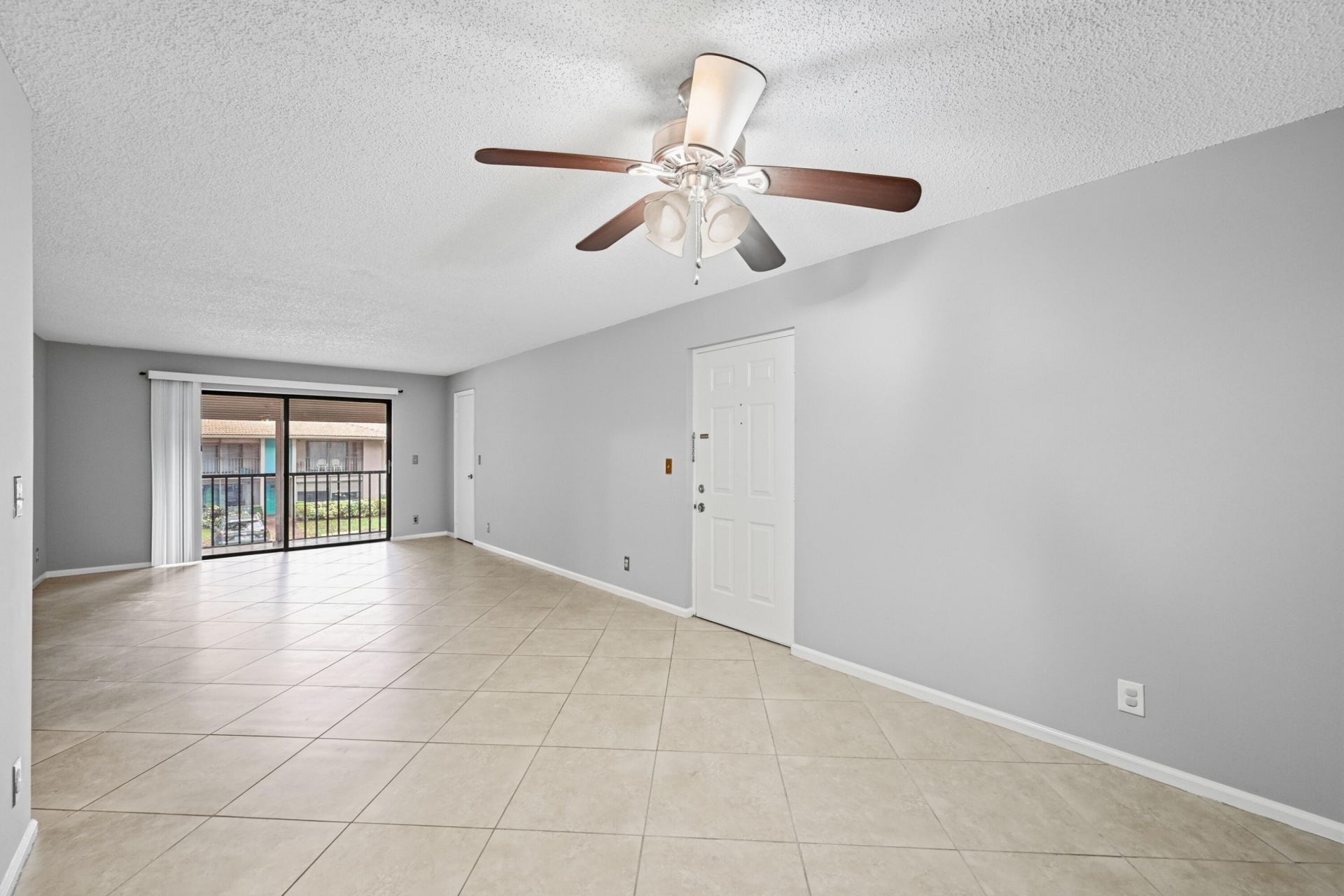 9875 Pineapple Tree Drive, Unit 205, Boynton Beach, FL 33436 Photo